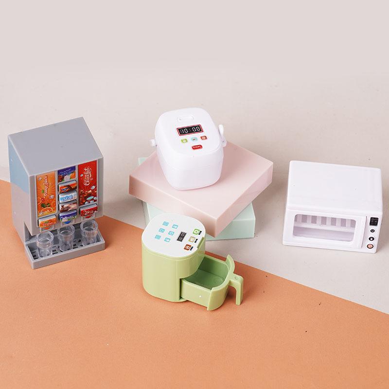 Kitchen Gadgets Air Fryer - Dollhouse Miniature Kitchen Appliance Kit Simulated