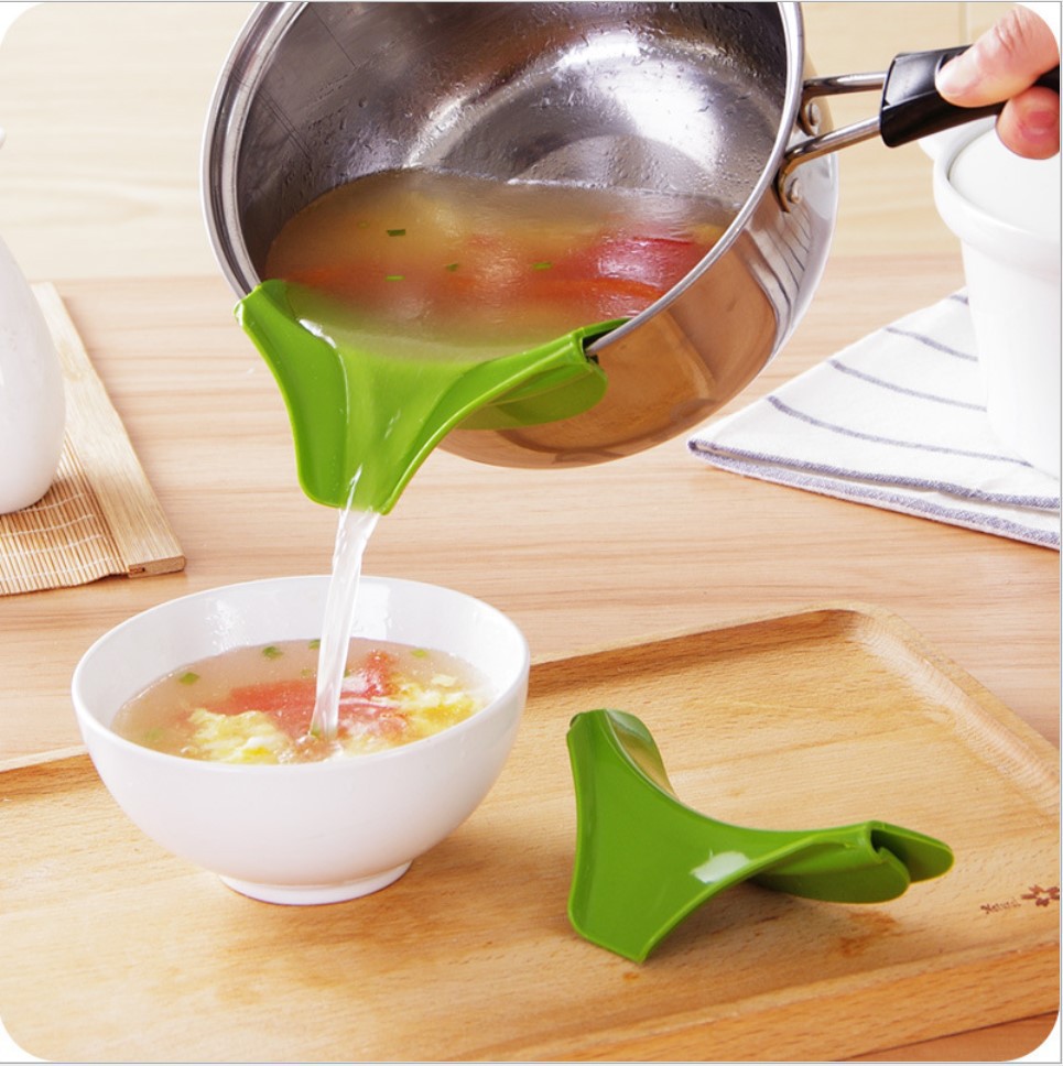 Kitchen Gadgets Guide - 1/2PCS Kitchen Funnel,Creative Clip-on Silicone Strainer