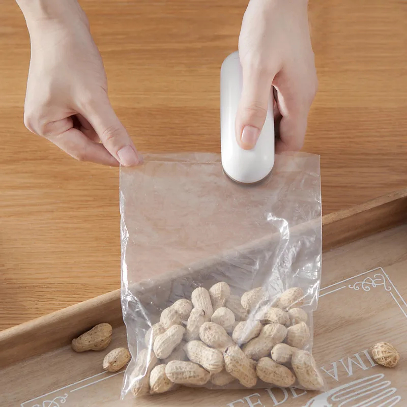 Plastic Bag Sealing Machine, M - Kitchen Gadgets I Need 评论和价格